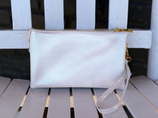 Our Favorite 3 compartment crossbody