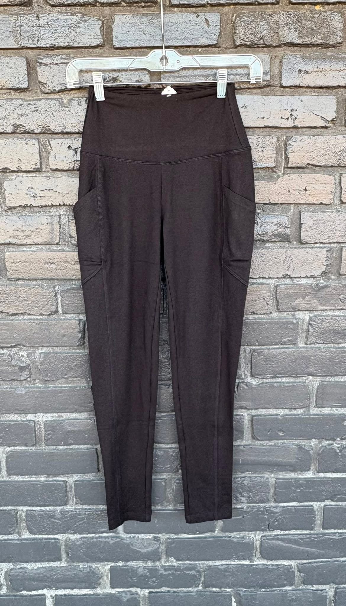 Zenana Side Pocket Leggings